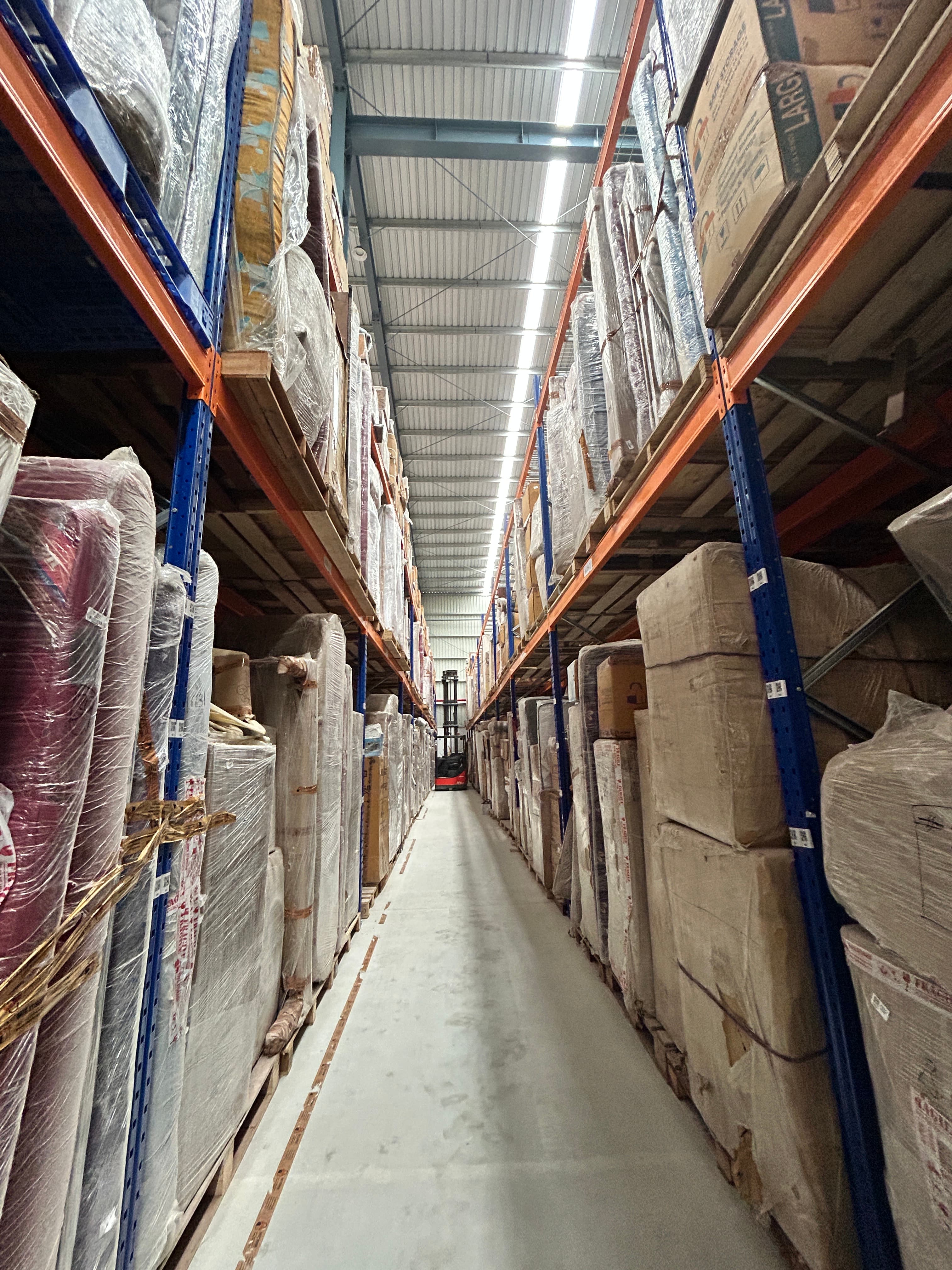 SafeStorage UK team and facility
